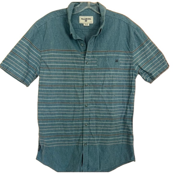 Billabong Other - Men’s Billabong 1980s vintage blue striped button-up shirt. Men’s medium